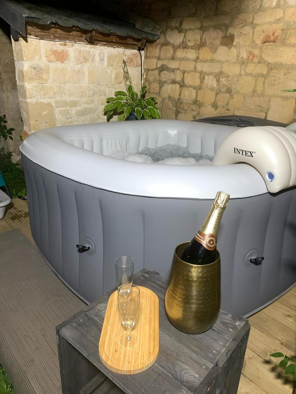 Bulles Et Belle Etoile Proche De Caen * Sainte-Croix-Grand-Tonne